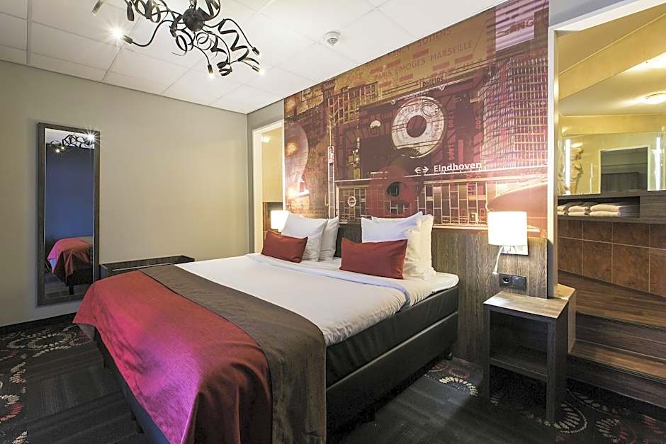 Crown Hotel Eindhoven Centre
