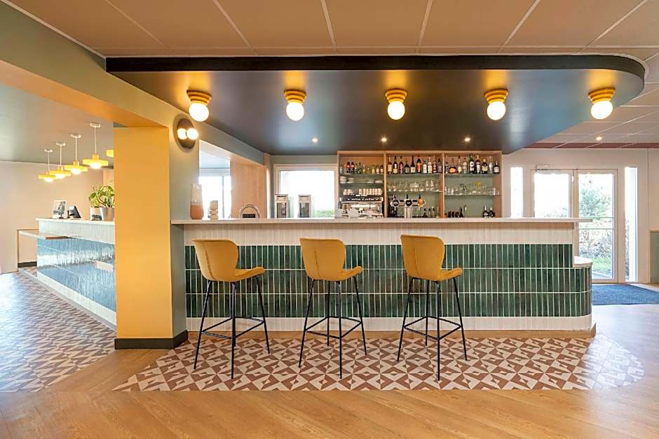 Sure Hotel by Best Western Caen Memorial