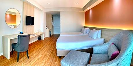 Deluxe Double or Twin Room with Balcony