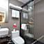 Home Inn (Ningbo Railway Station Antique City)
