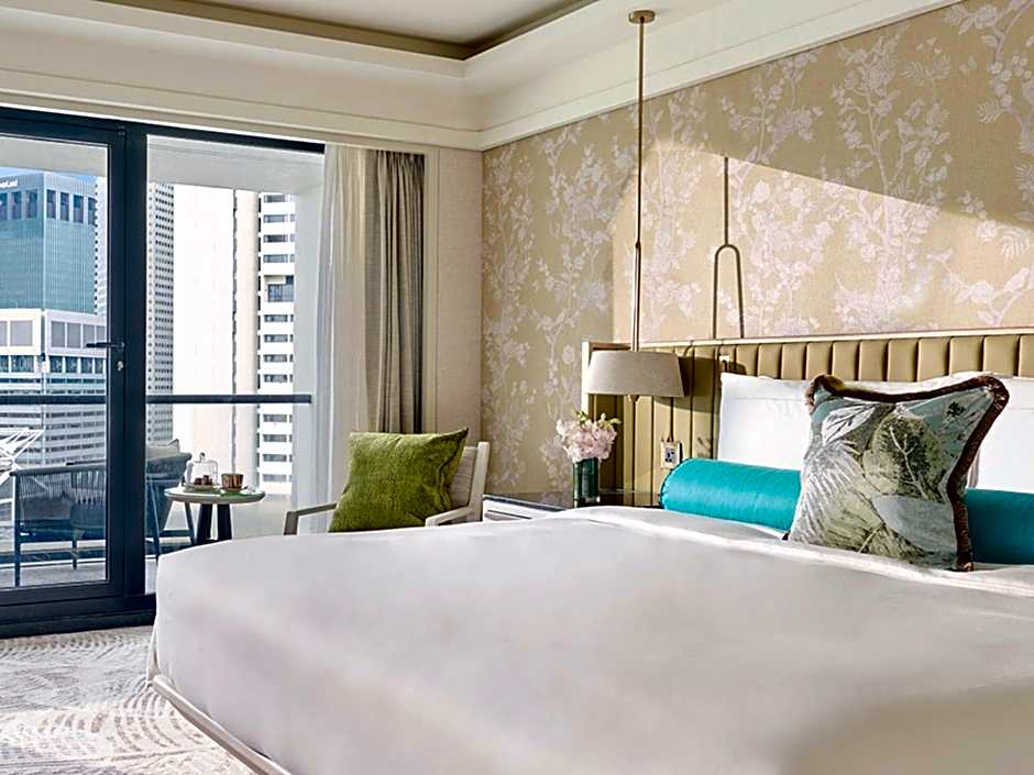 Photo 1 of 4 of Deluxe 1 King Bed, Balcony