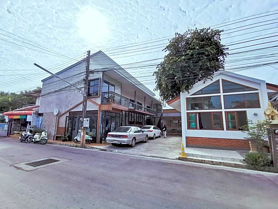 Sleepy House Chiang Rai