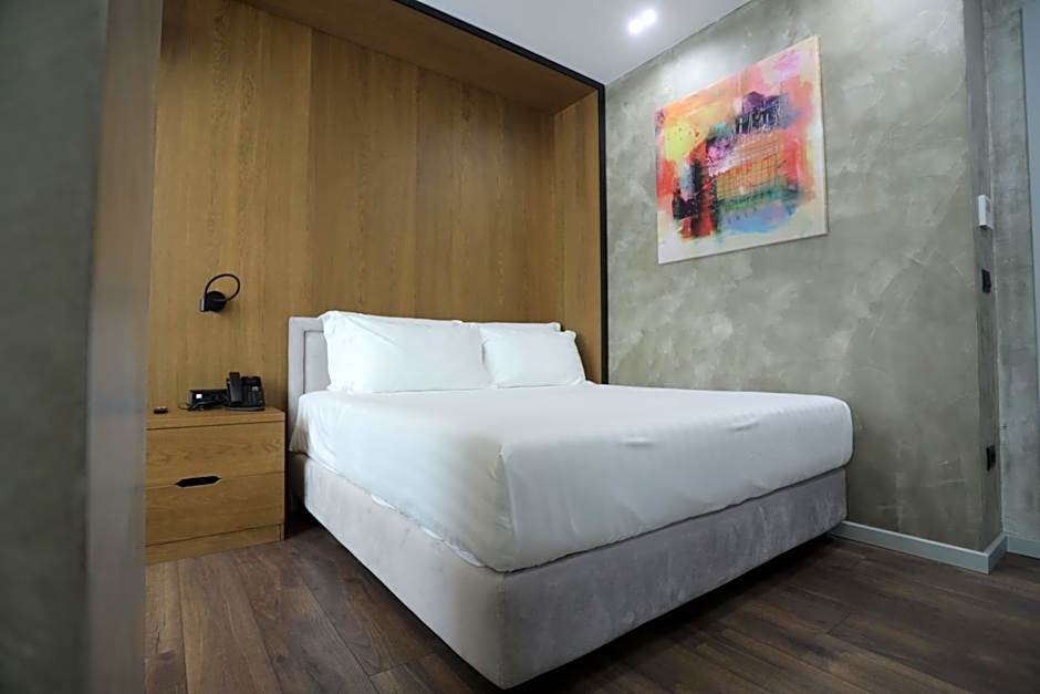 Photo 1 of 10 of Deluxe Apartment