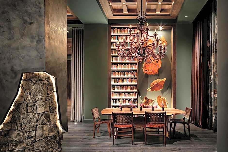 Grand Bohemian Lodge Greenville, Autograph Collection