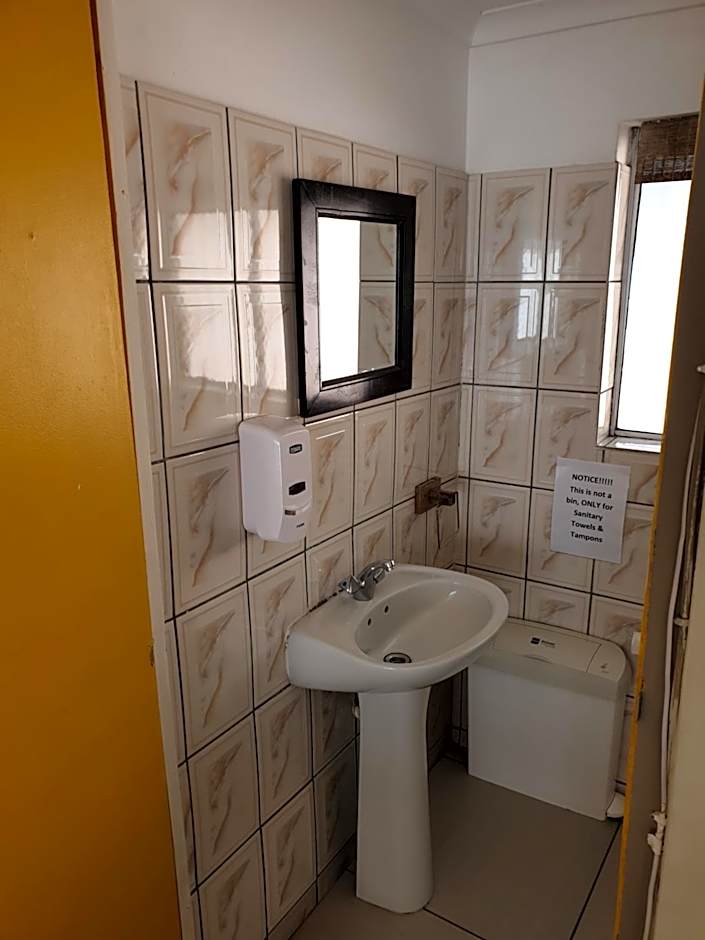 Amakaya Backpackers Travellers Accommodation