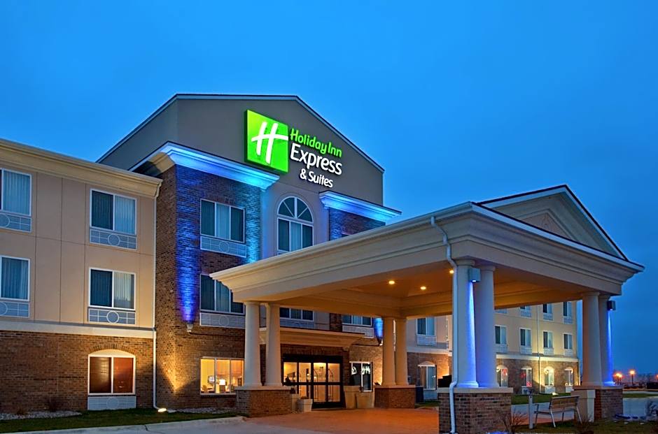 Photo 1 of 38 of Holiday Inn Express Hotel & Suites Mattoon By IHG