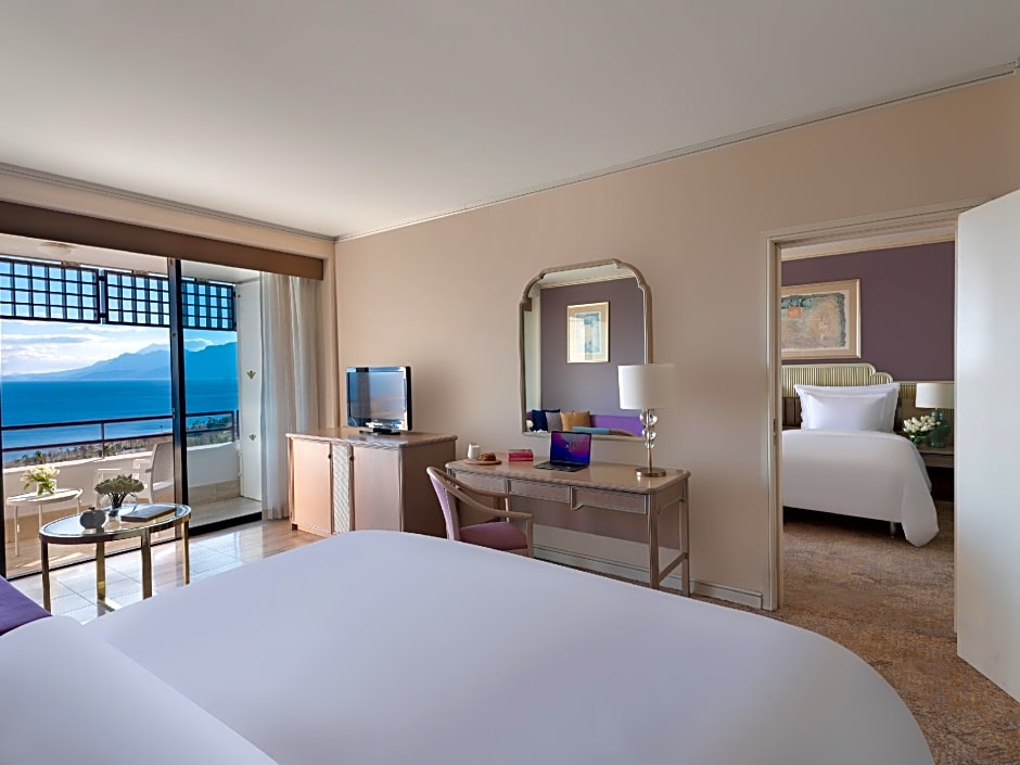 Photo 1 of 7 of Family 1 King Bed and 2 Twin Beds Suite, Sea View, Terrace
