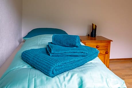 Single Room with Private Bathroom