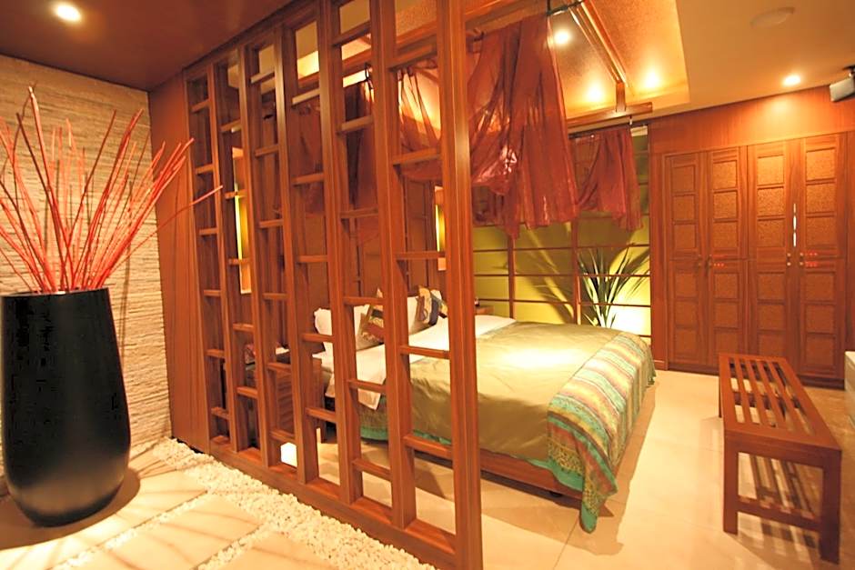 Hotel Aura Daito (Adult Only)