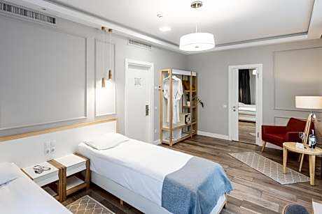 Comfort Triple Room with Shower