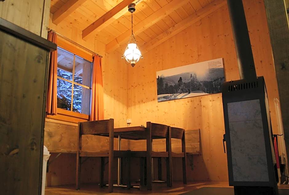 Hüttenhotel Husky Lodge