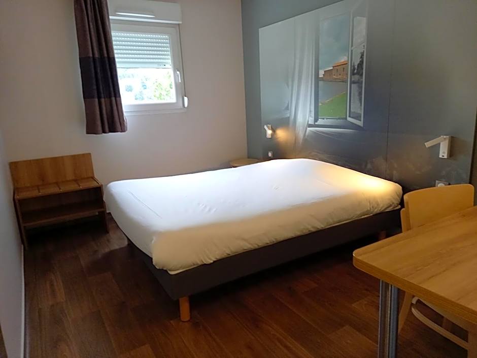B&B HOTEL Saint-Etienne Monthieu