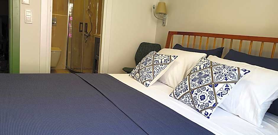 AtaÇesme Otel