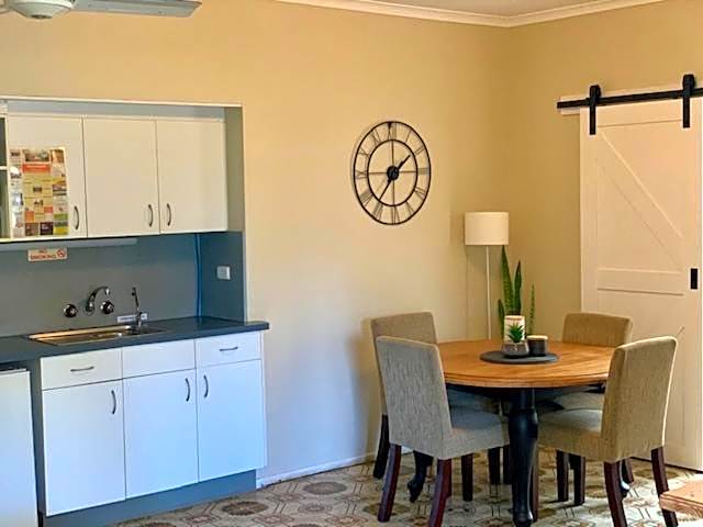 Montville Holiday Apartments