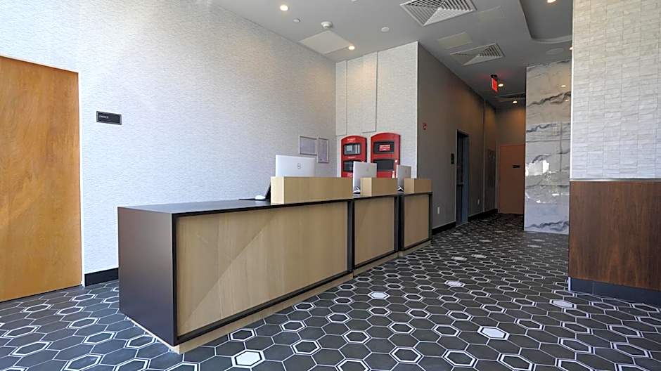DoubleTree by Hilton Long Island City, NY