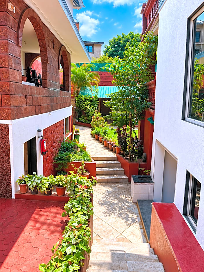 Cloud Green Resort & Spa