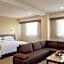 Crown Victoria Hotel