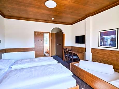 Triple Room with Balcony