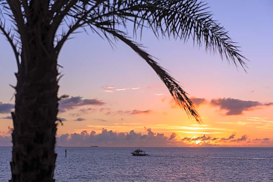 Condominium Hotel Monpa