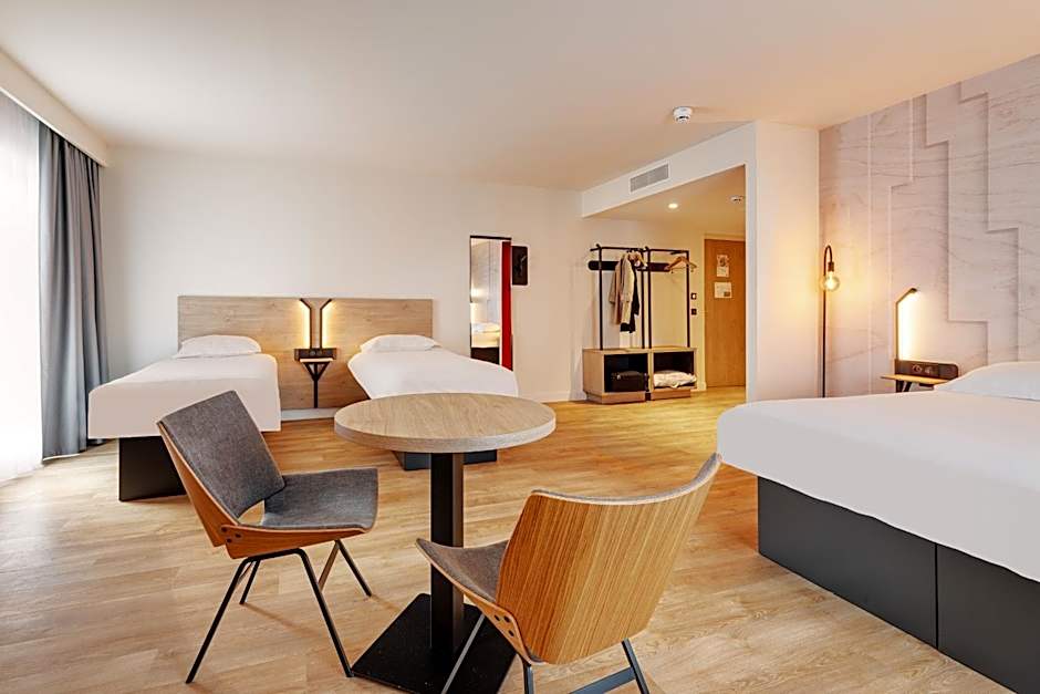 B&B HOTEL Lille Lillenium Eurasanté