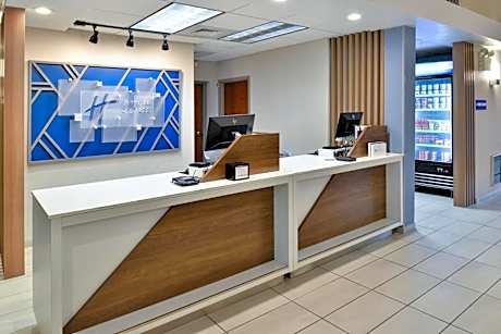 Holiday Inn Express Lewisburg - New Columbia by IHG