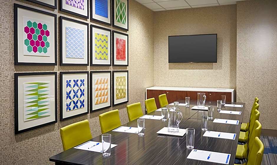 Holiday Inn Express Windsor Waterfront By IHG