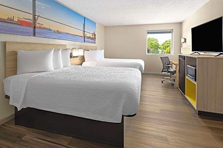 2 Double Beds Non-Smoking