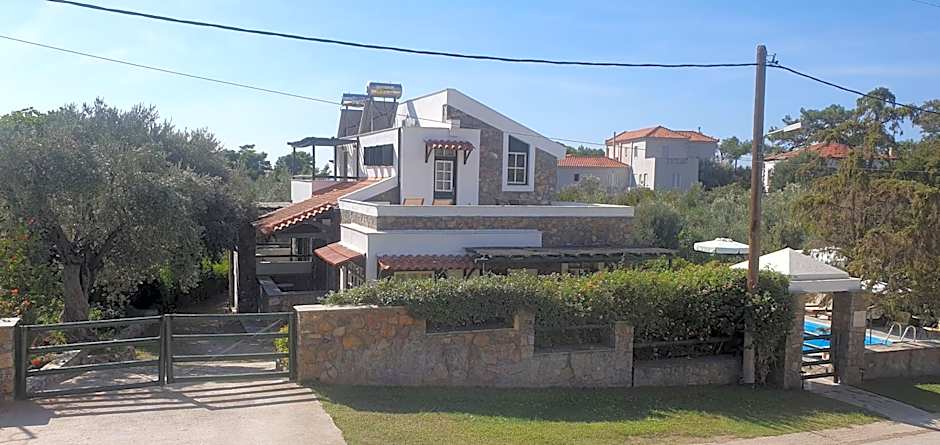 Elia Village by Irida Iris Group