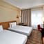 Novotel London West