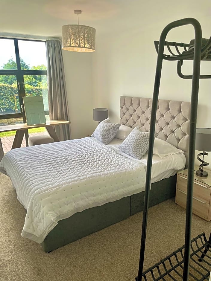 Pochin House Collections