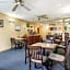 Rodeway Inn & Suites East/I-44