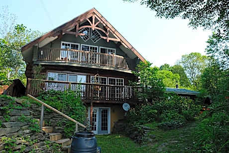 Superior Chalet
