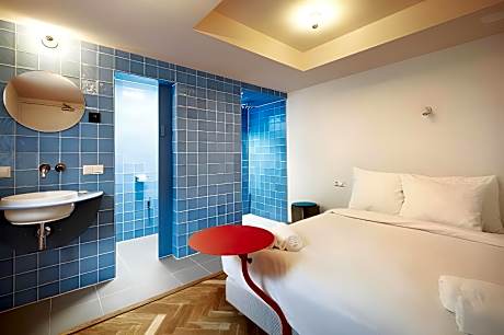 The Grass is Greener in the other Room