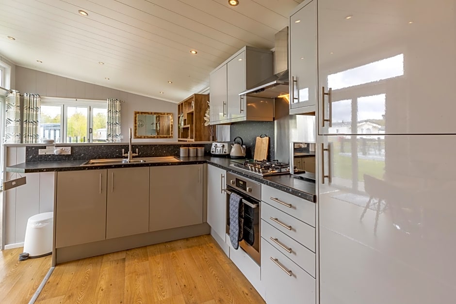 Inside No. 1 Retreat