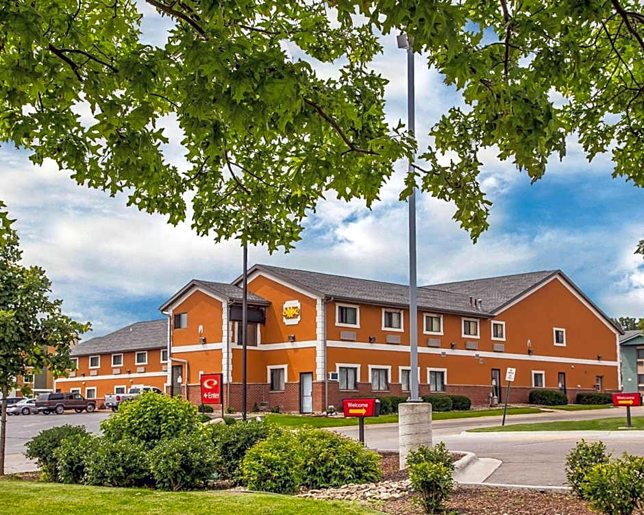 Econo Lodge Cedar Rapids South