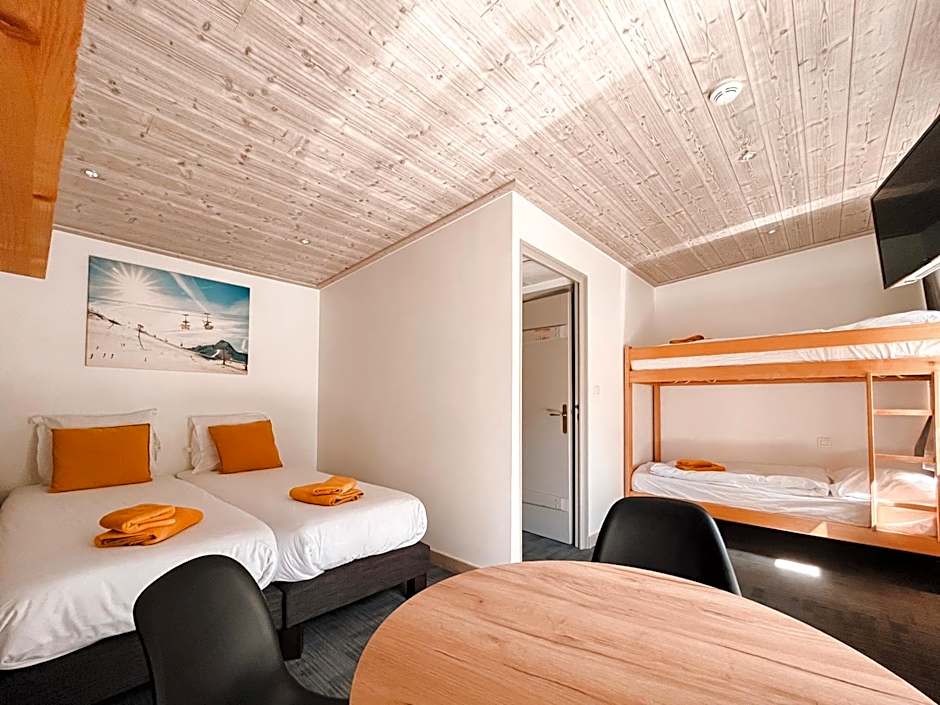 Photo 1 of 6 of Balcony