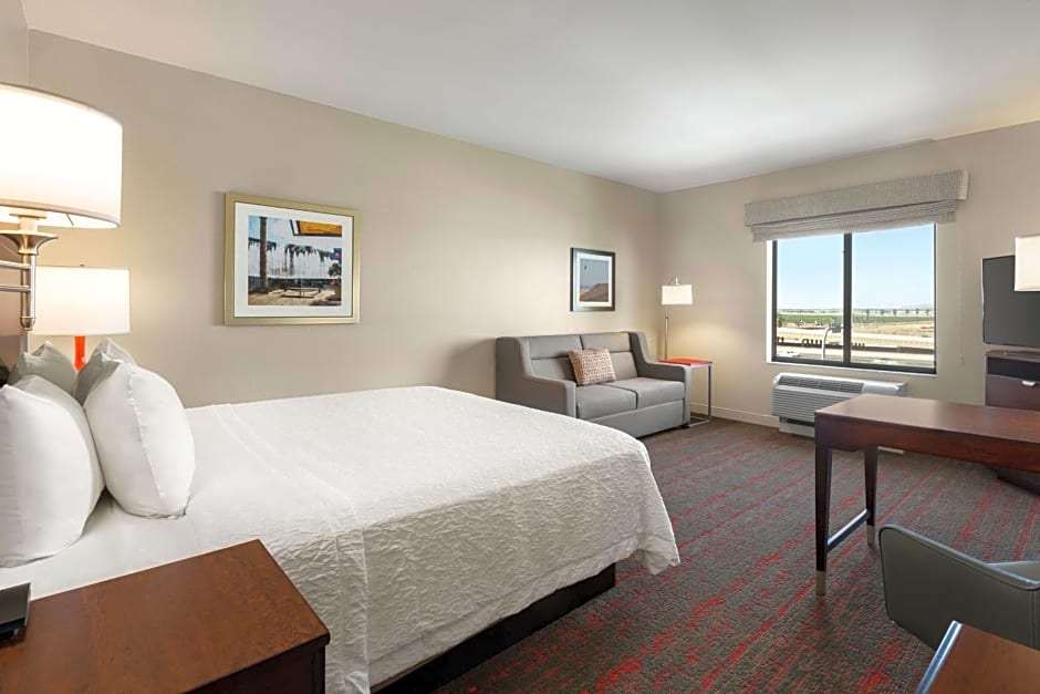 Hampton Inn By Hilton & Suites Phoenix Glendale-Westgate