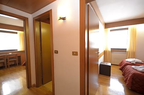 Two Connecting Double Rooms