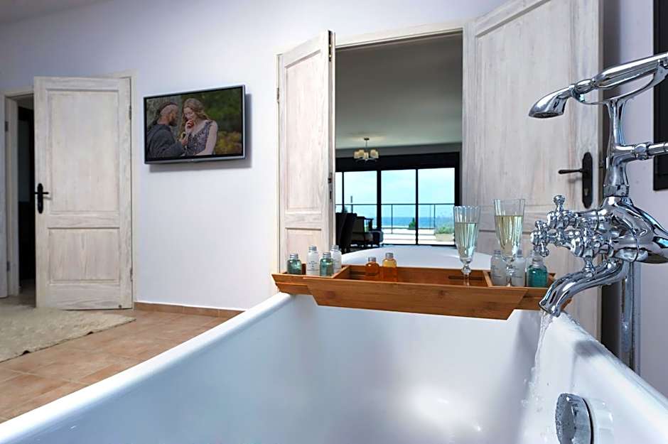 Yamim Suites On The Beach