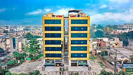 The Rich Hotel & Apartments