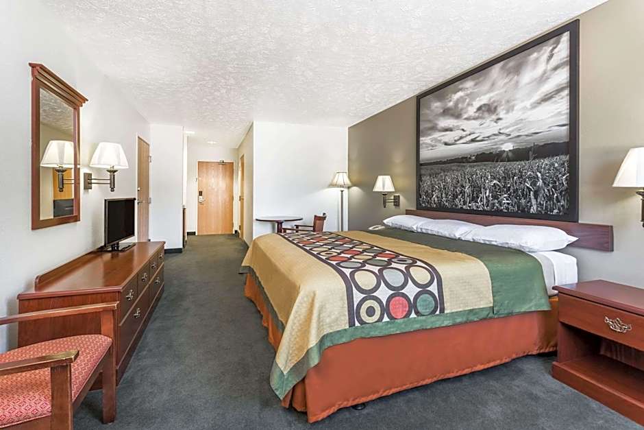 Super 8 by Wyndham Alma