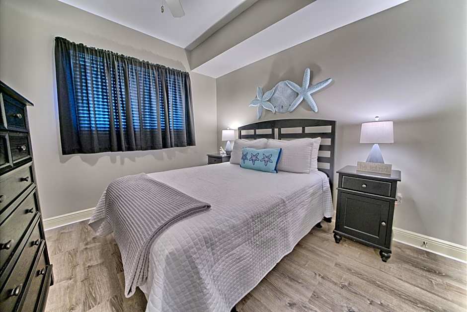 OCEAN FRONT CONDO w INCREDIBLE VIEWS