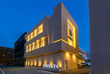 Gyeongju Poverta Hotel