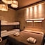Hotel & Hostel 7