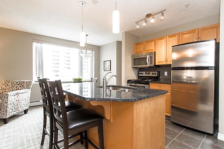 Canterra Suites Hotel