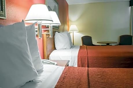 Double Room with Two Double Beds - Non-Smoking