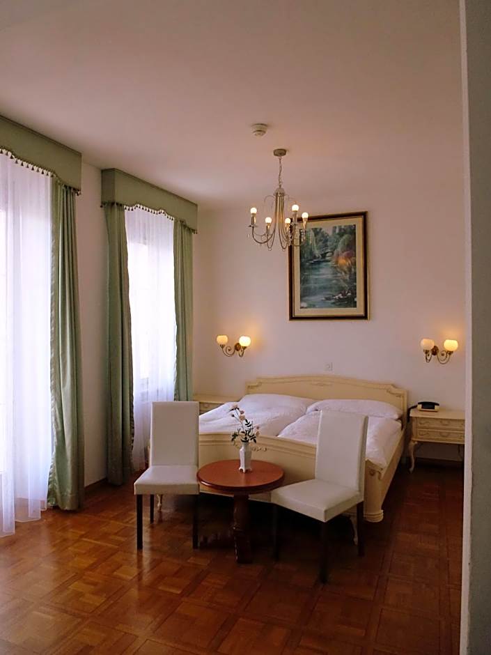 Hotel Central Continental