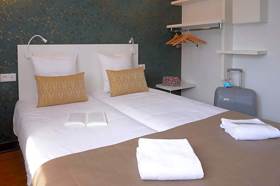 Hotel Arc-En-Ciel Colmar Contact Hotel