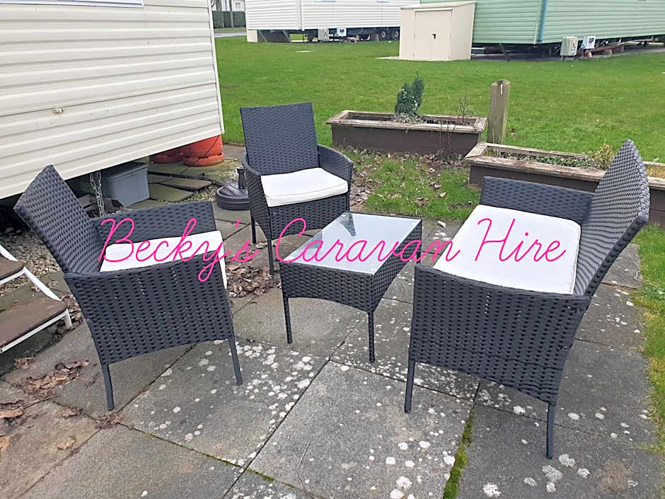 Becky's Caravan at Marton Mere