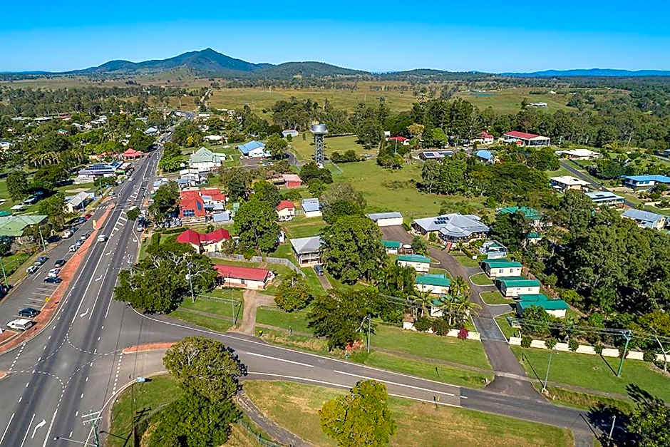 Photo 1 of 38 of Tiaro Tourist Stopover